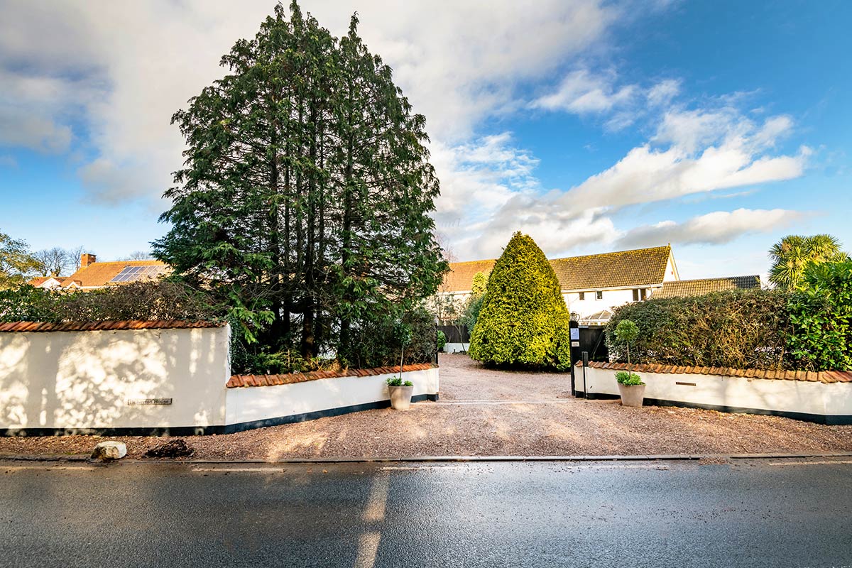 Bulverton house entrance