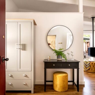 Orlando entrance hallway