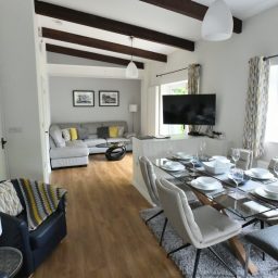 Sampson dining and kitchen area